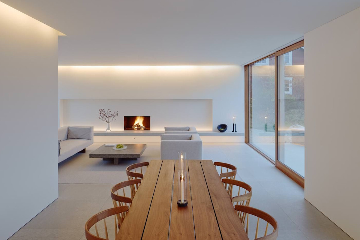 Interior de casa minimalista