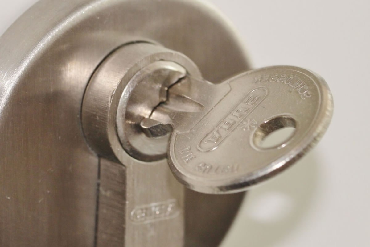 Partes de una cerradura